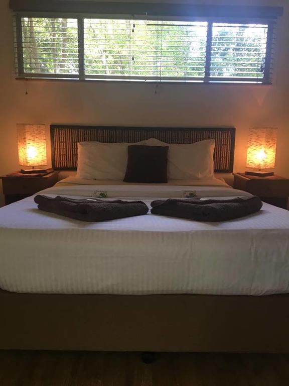 Mapleton Cabins & Caravan Park Bagian luar foto
