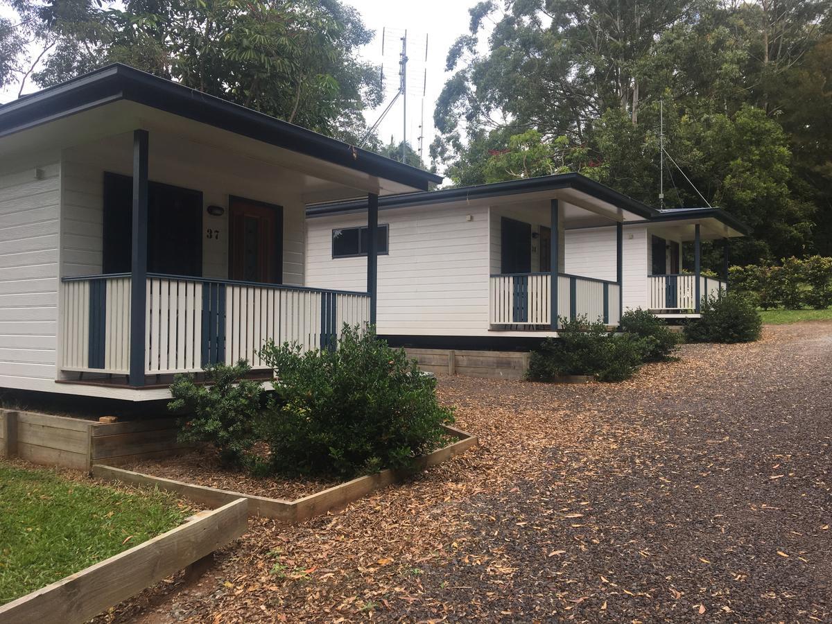 Mapleton Cabins & Caravan Park Bagian luar foto